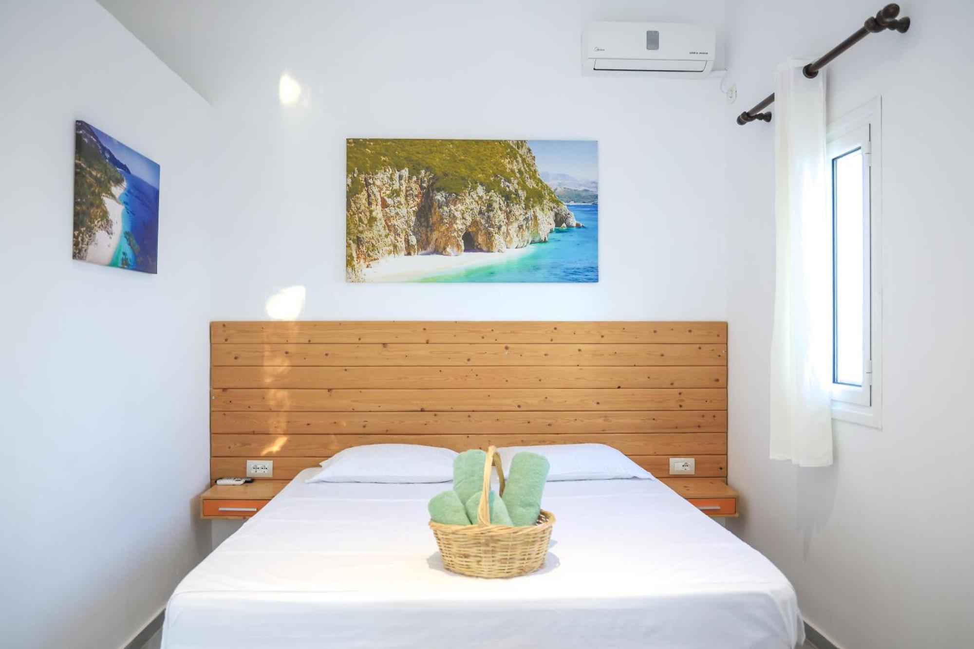 Casablanca Rooms Dhërmi 外观 照片